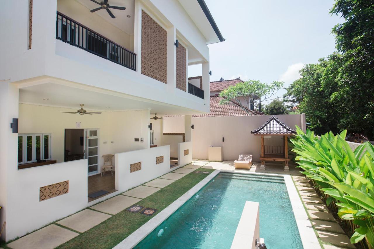 Donguri House Bali Bed and Breakfast Jimbaran Exteriör bild